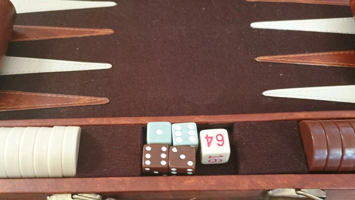 VTG 12″x 18″ Backgammon Set Brown Faux Leather Case Complete Some Chip Damage