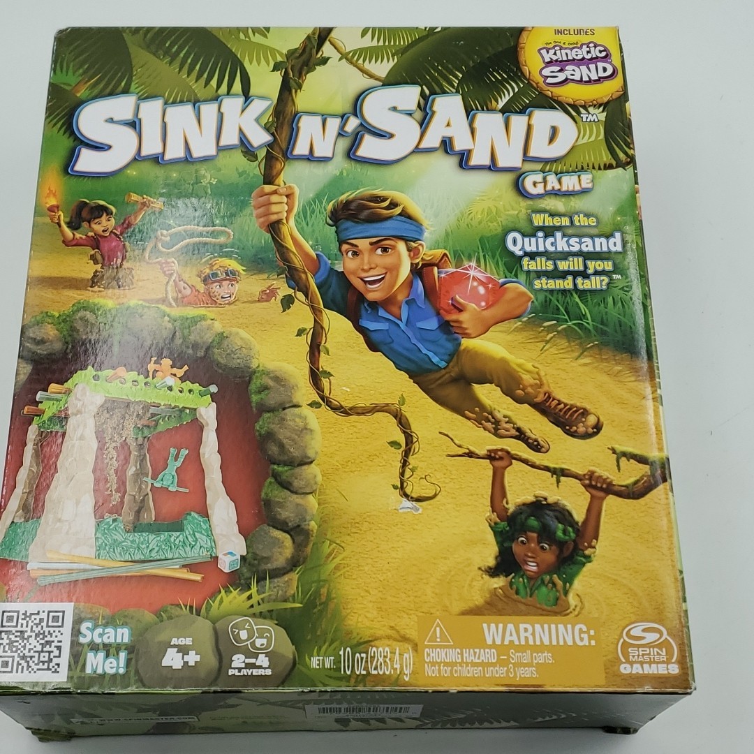 Sink N’ Sand Game Includes Kinetic Sand Ages 4+