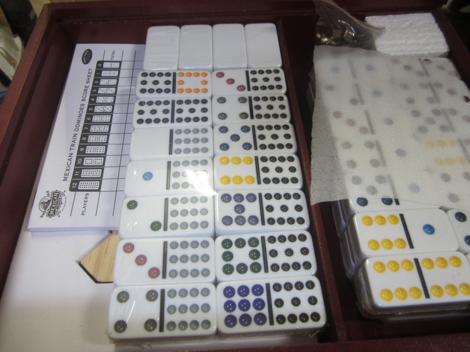 Front Porch Classics 53303 Mexican Train Dominoes Brand New.