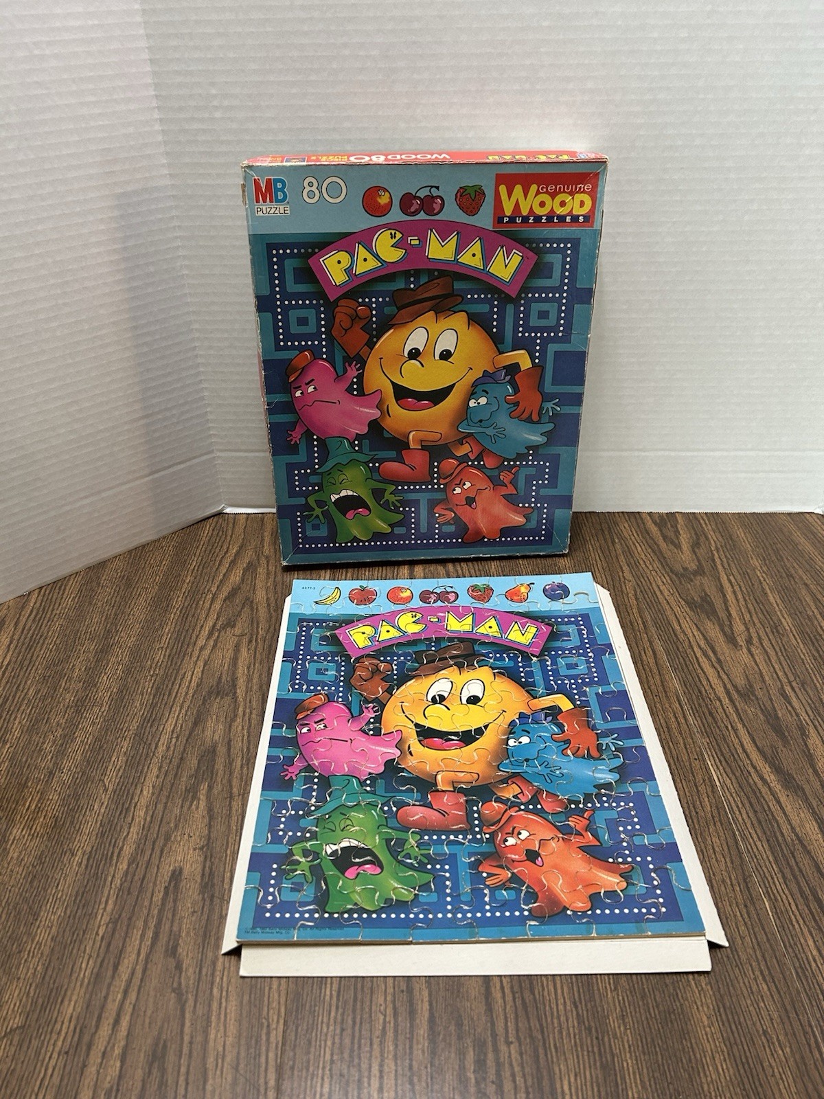 Pac-Man Genuine Wood Puzzles Milton Bradley 80 Pieces with Box