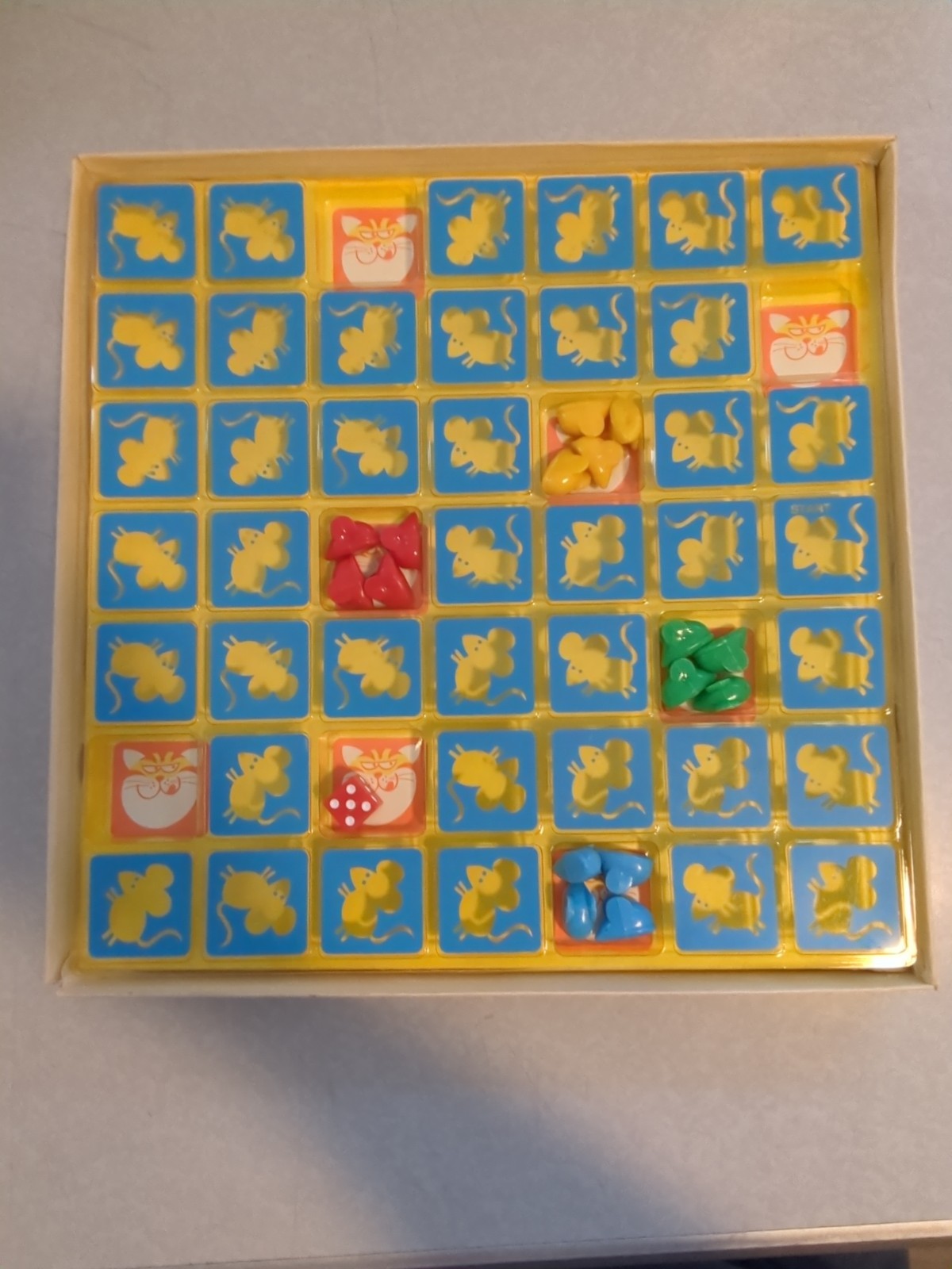 Game of CAT and MOUSE Complete Board Game 1971 Parker Brothers