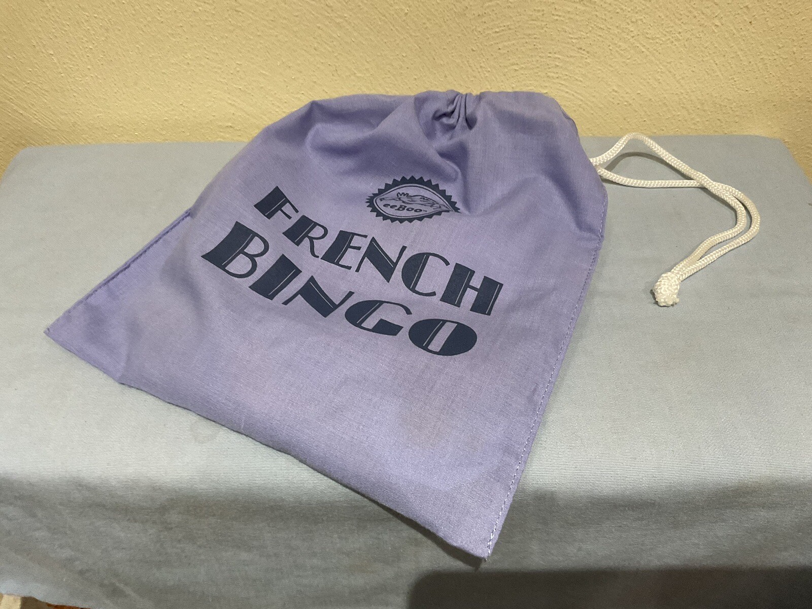 VTG. 2007 EEBOO FRENCH BINGO LOTTO EDUCATIONAL GAME, 3 YEARS PLUS, HOMESCHOOL