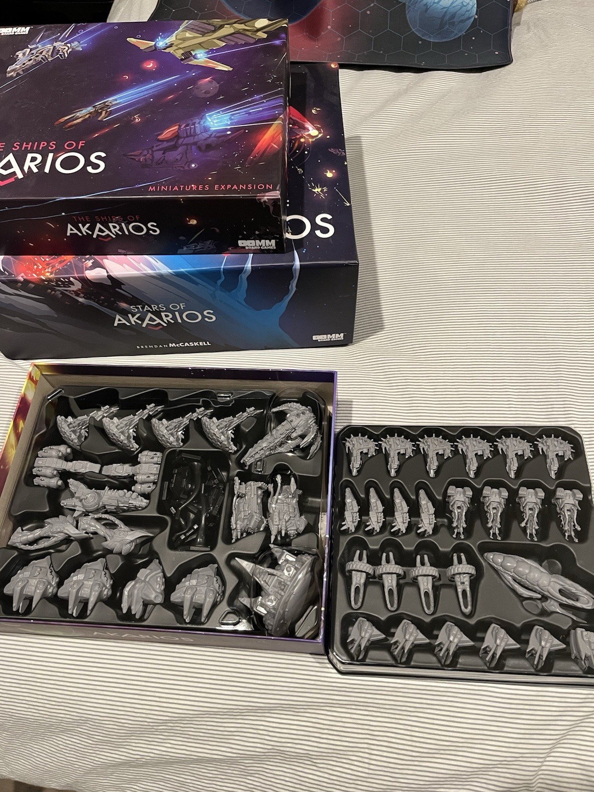 OOMM Games Stars of Akarios Board Game + Ships of Akarios Minatures Expansion