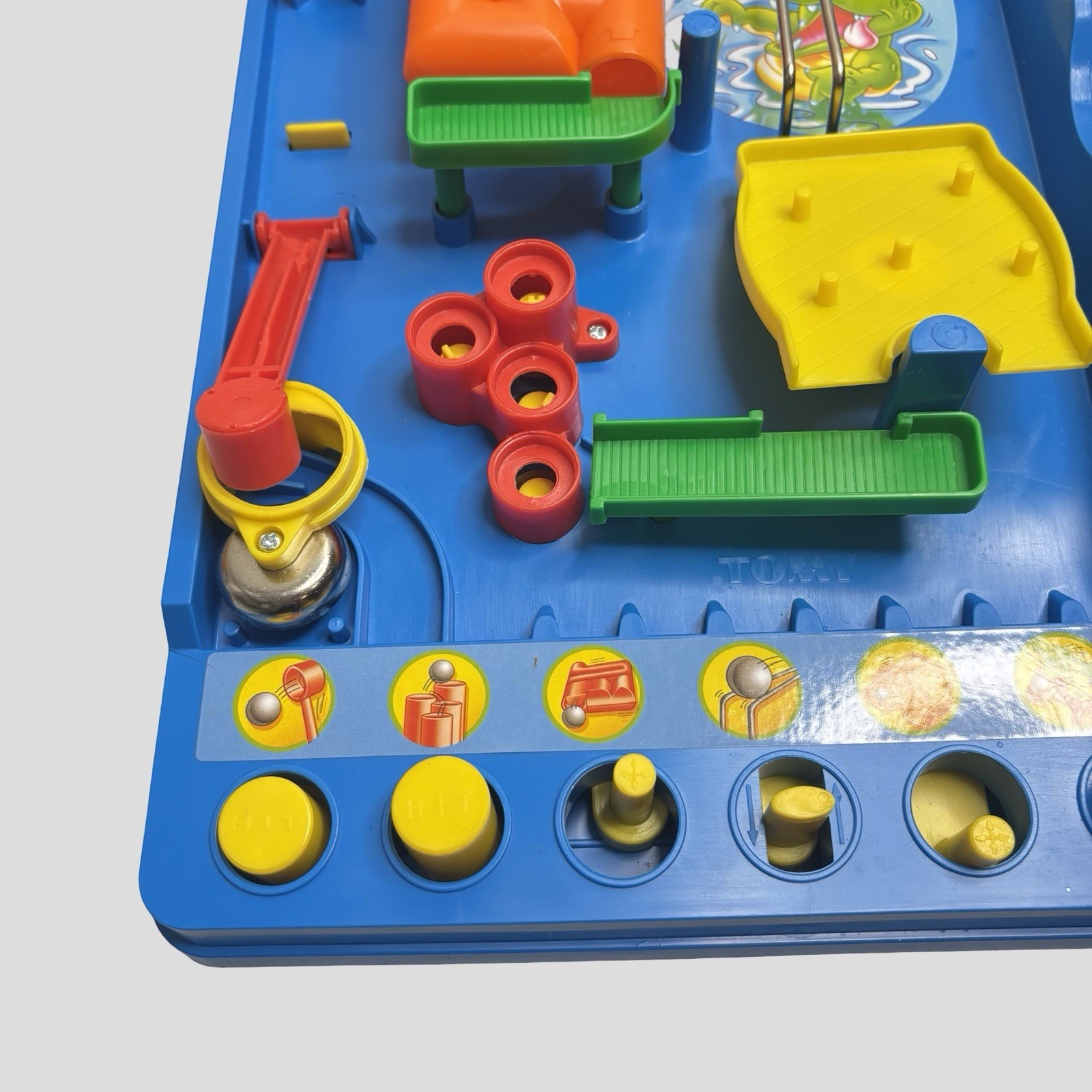 Tomy Screwball Scramble Obstacle Course Maze Board Game Complete 2008