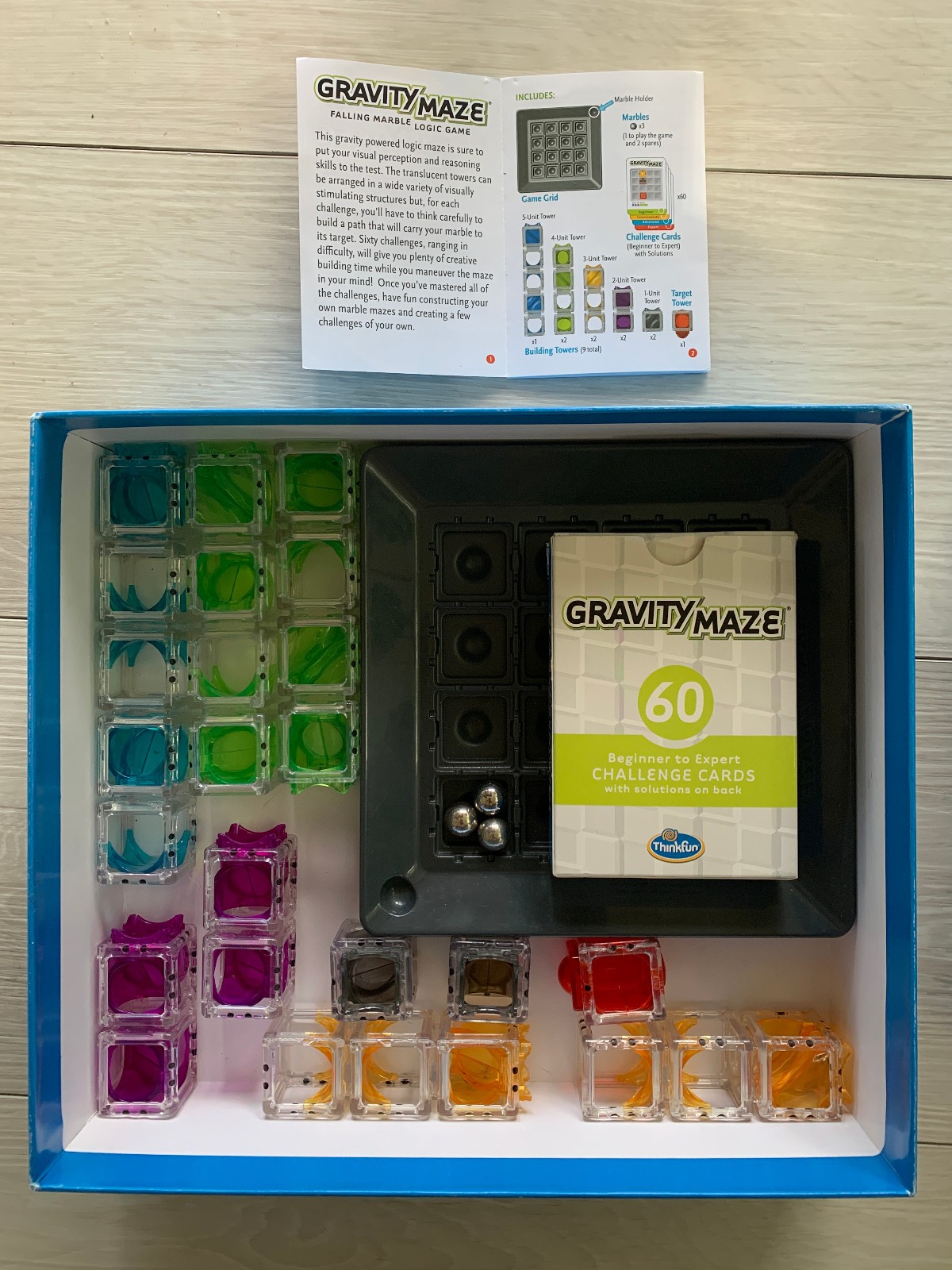 ThinkFun Gravity Maze Falling Marble Logic Game COMPLETE