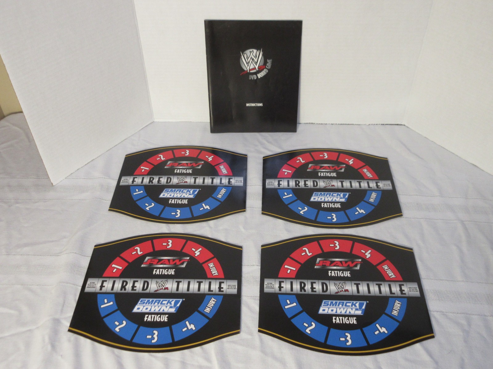 Rare 2005 World Wrestling Entertainment WWE Smack Down VS Raw DVD Board Game