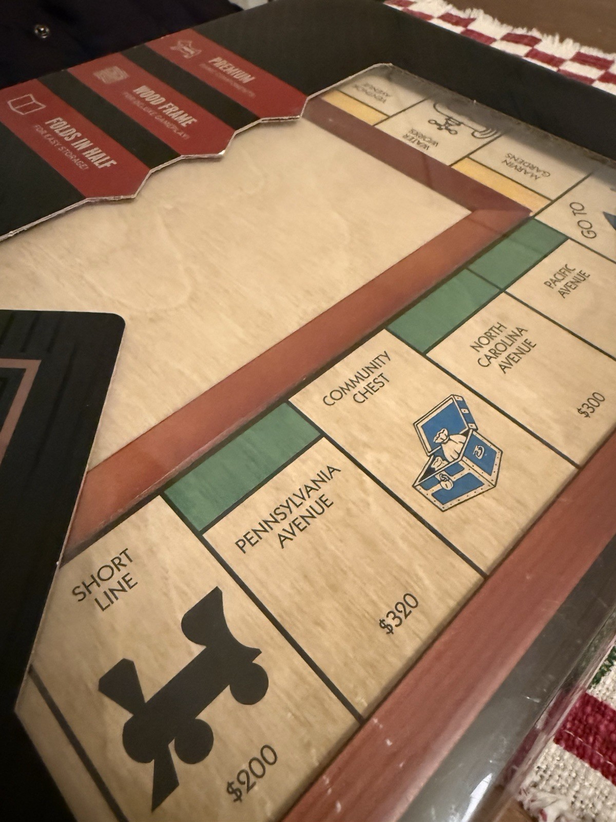 Monopoly Grand Edition Deluxe Folding Wood Frame – New and Sealed