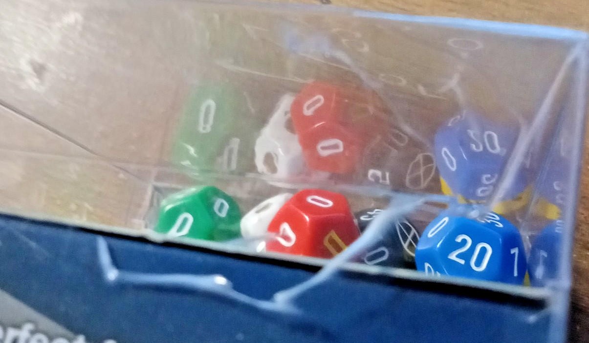 Go Long! Football Dice Game Travel Edition GoZone 100% Complete 2008 Damage Box