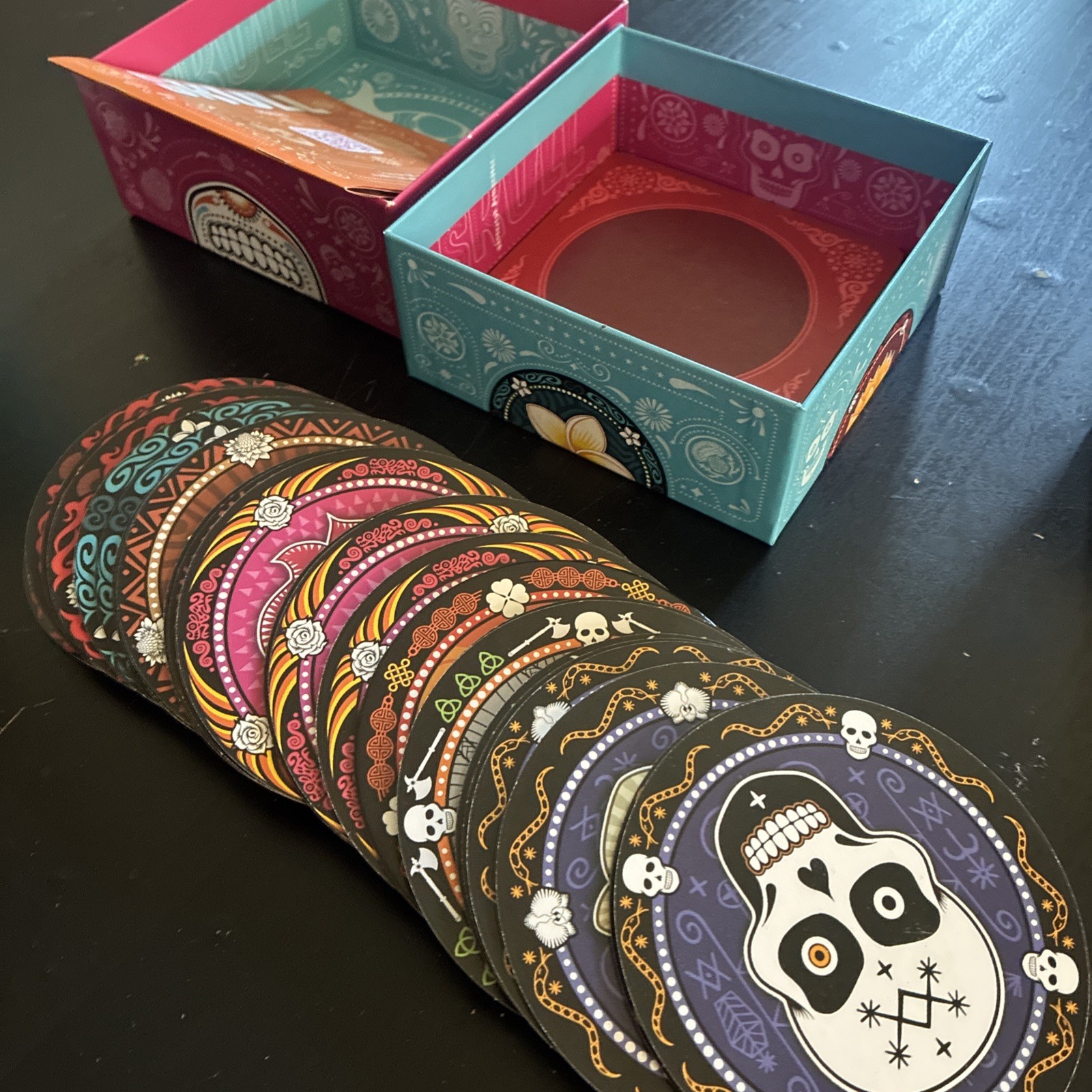 Skull Place, Bid, Bluff Card Game Space Cowboys Made In Poland SCSK02EN COMPLETE