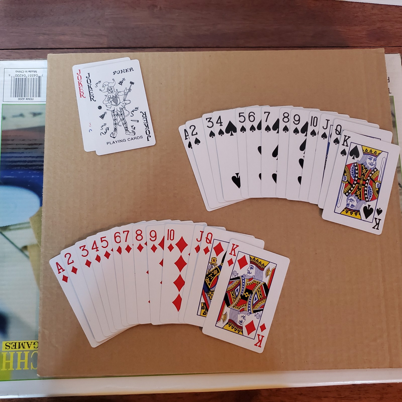 New (Open Box See Pic) CHH The Racing Horse Game Wooden Board NIB Thoroughbred.