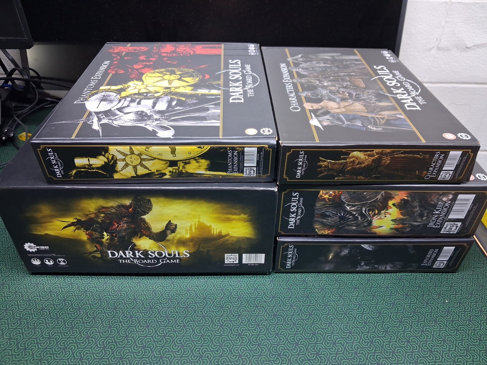 Dark Souls The Board Game Core, Explorers, Phantoms, Iron Keep, Characters