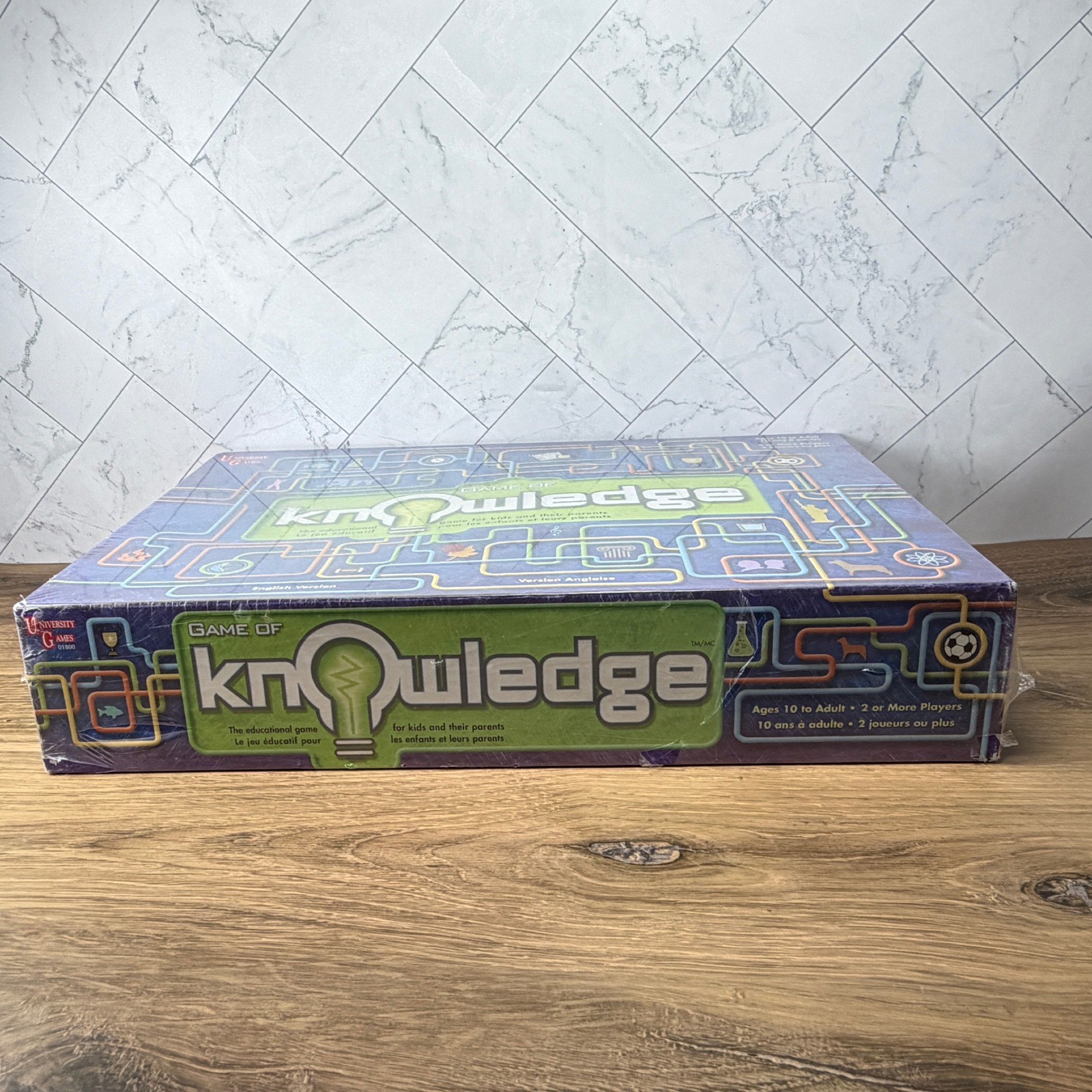 Game of Knowledge by University Games Family Trivia Ages 10+ Educational NEW