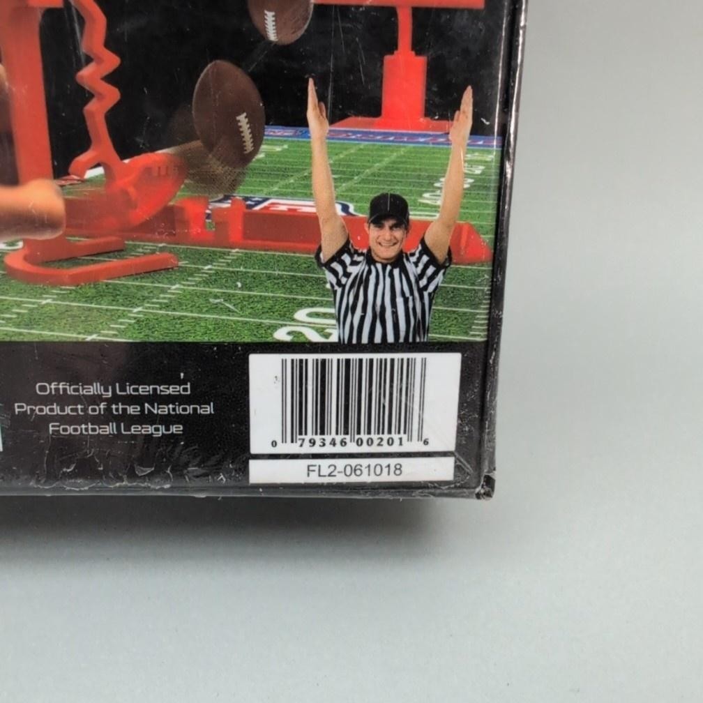 Buffalo Games NFL ShowDown Football Board Game 2 Players 8+ Family Multicolor