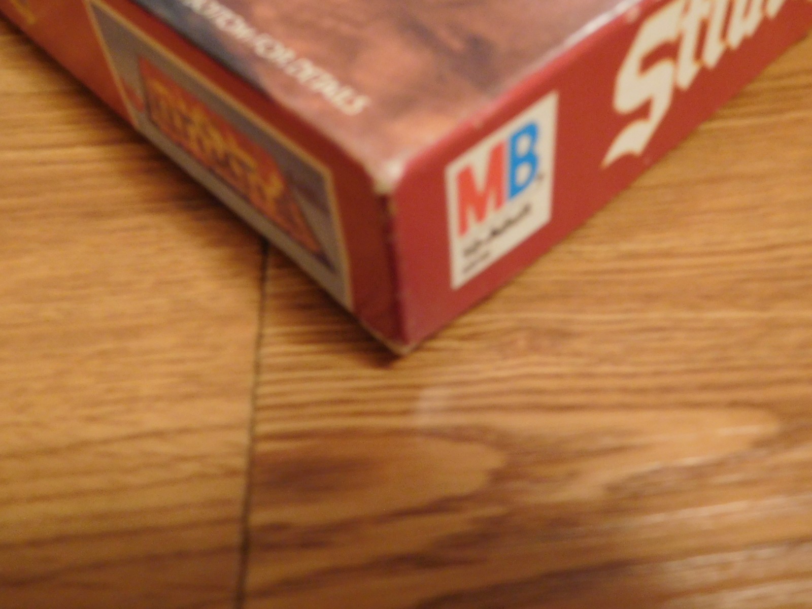 Stratego Battlefield Strategy Board Game Complete 4916 Milton Bradley 1986