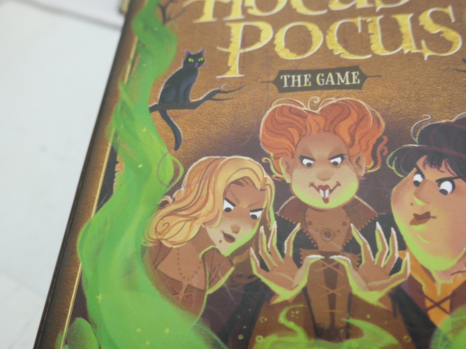 Ravensburger Disney “Hocus Pocus”: the Game, 2-6 Players, Ages 8+ -Complete!