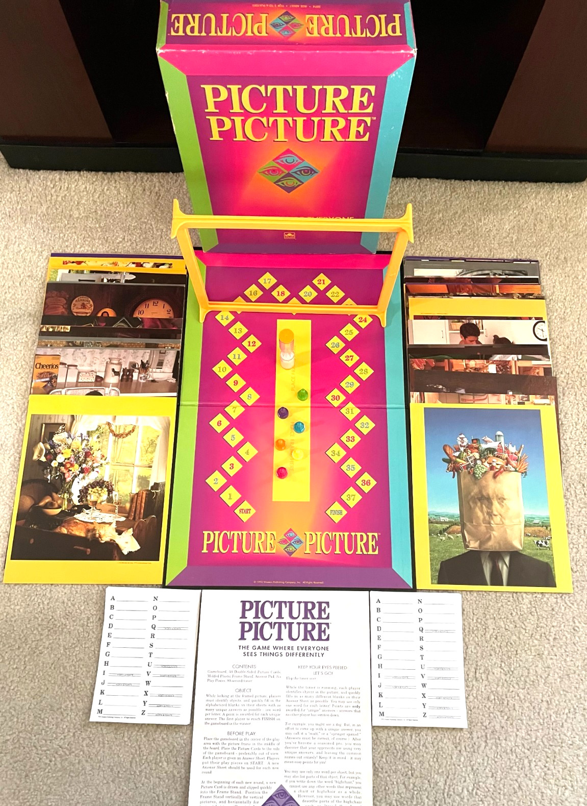 Picture Picture Board Game by Golden from 1992 Complete and Excellent Condition!
