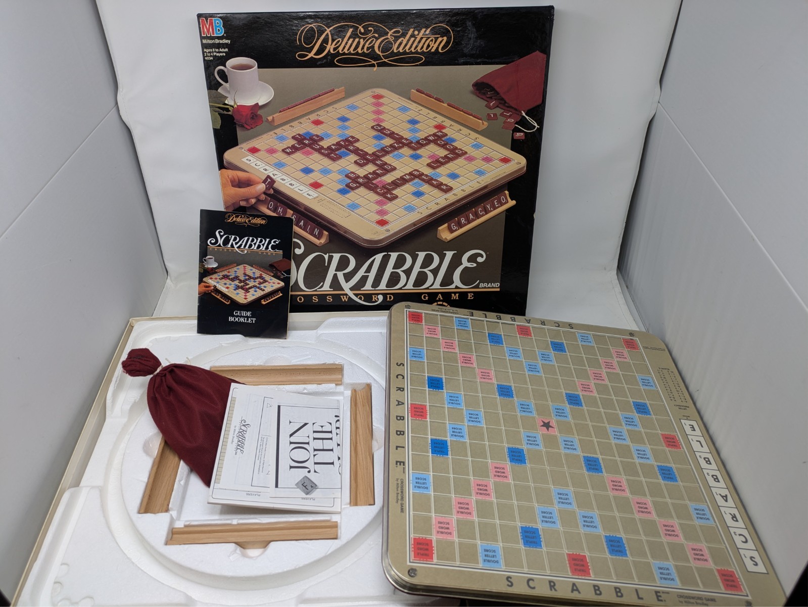 1989 Scrabble Deluxe Edition 100% COMPLETE Rotating Turntable Board Game