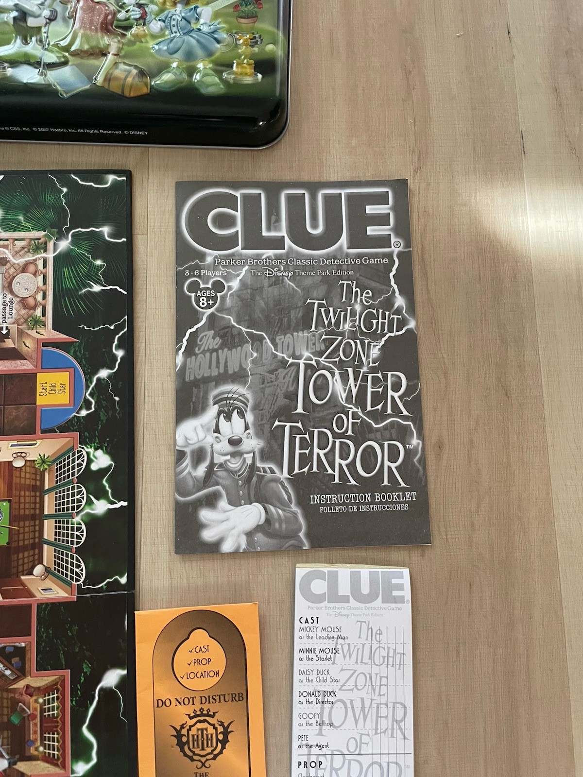 2007 Clue Twilight Zone Tower Of Terror Disney Parks Exclusive Tin Game Complete