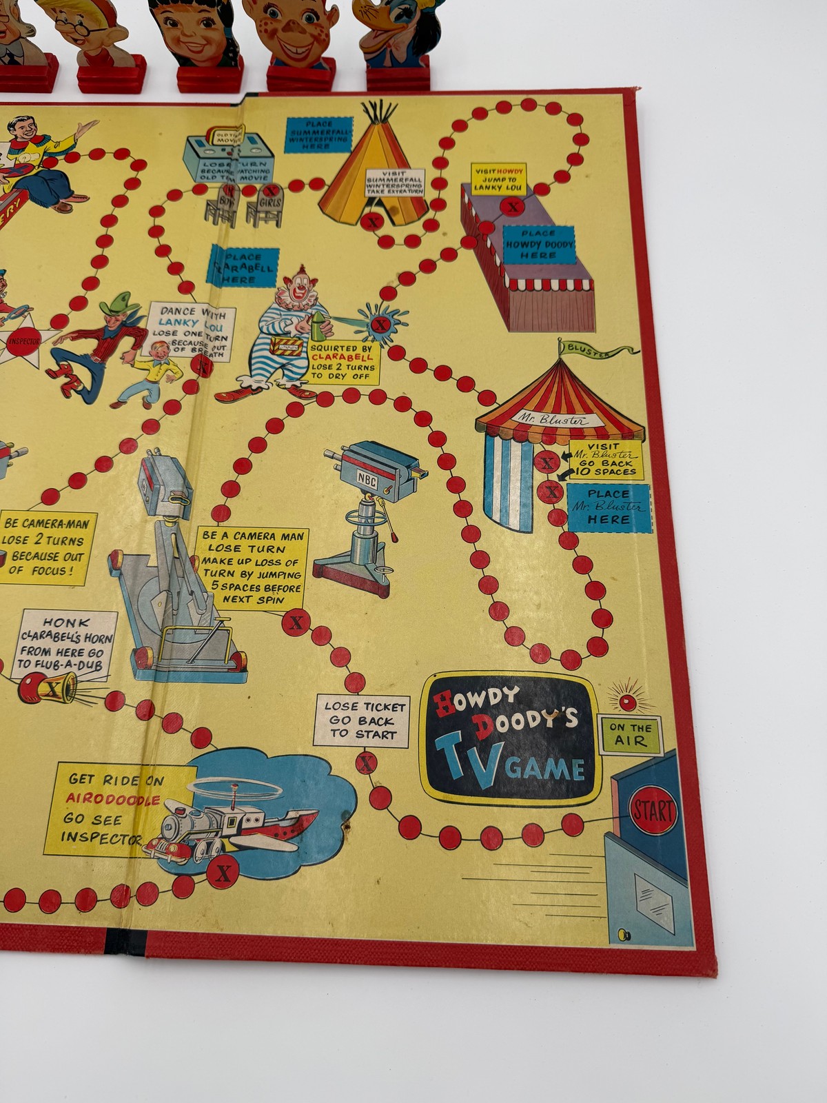 VINTAGE MILTON BRADLEY HOWDY DOODY’S TV GAME 1950S KIDS BOARD GAME PIECES