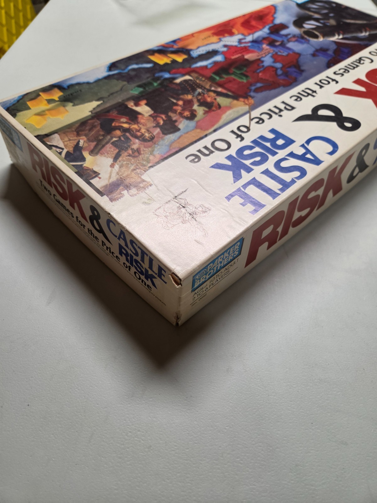 VGC Risk and Castle Risk Board Game 1990 Vintage 2 In 1 Parker Brothers Complete