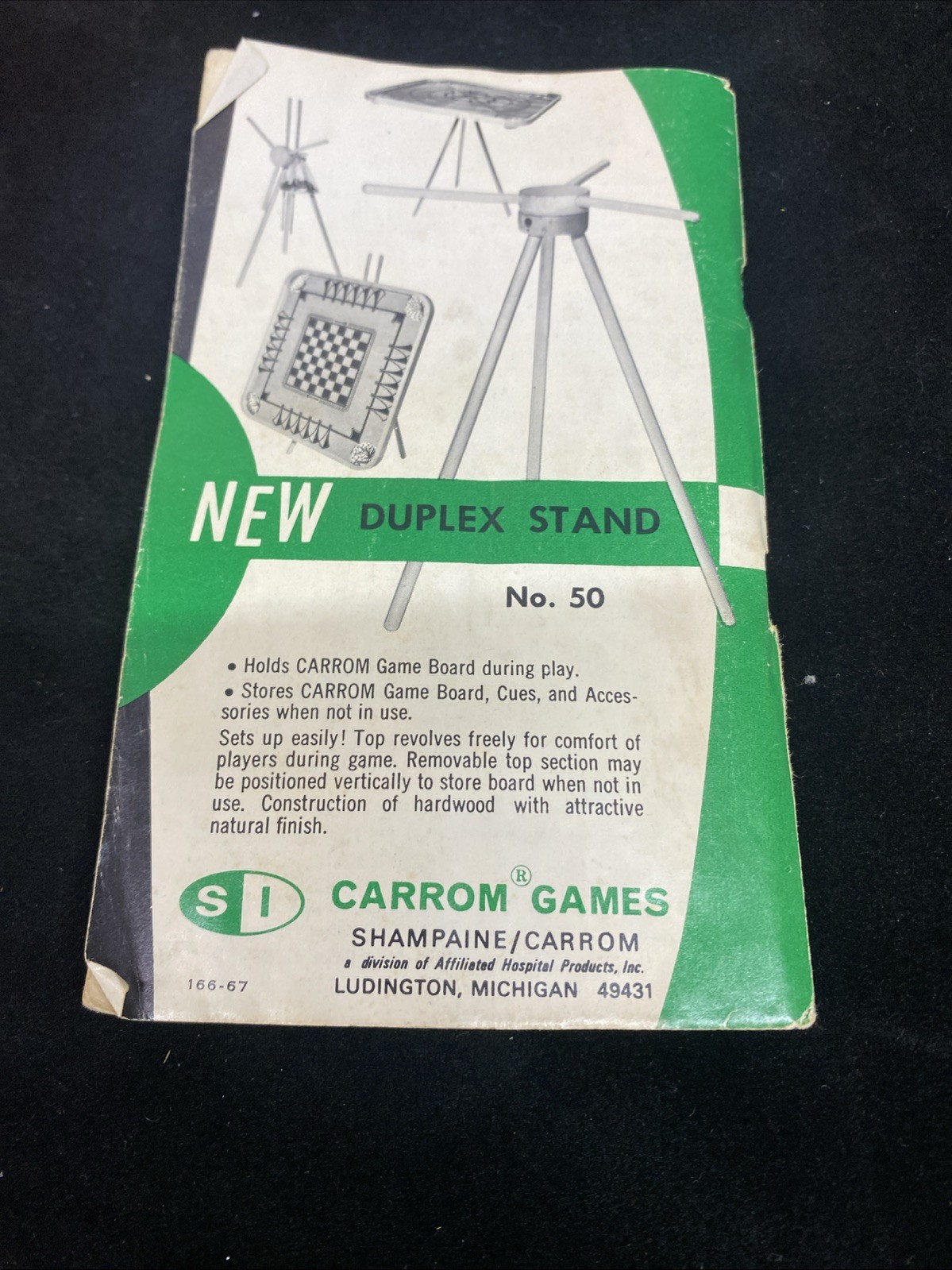 Carrom Industries #166 Board Game With Duplex Stand Pieces And Book