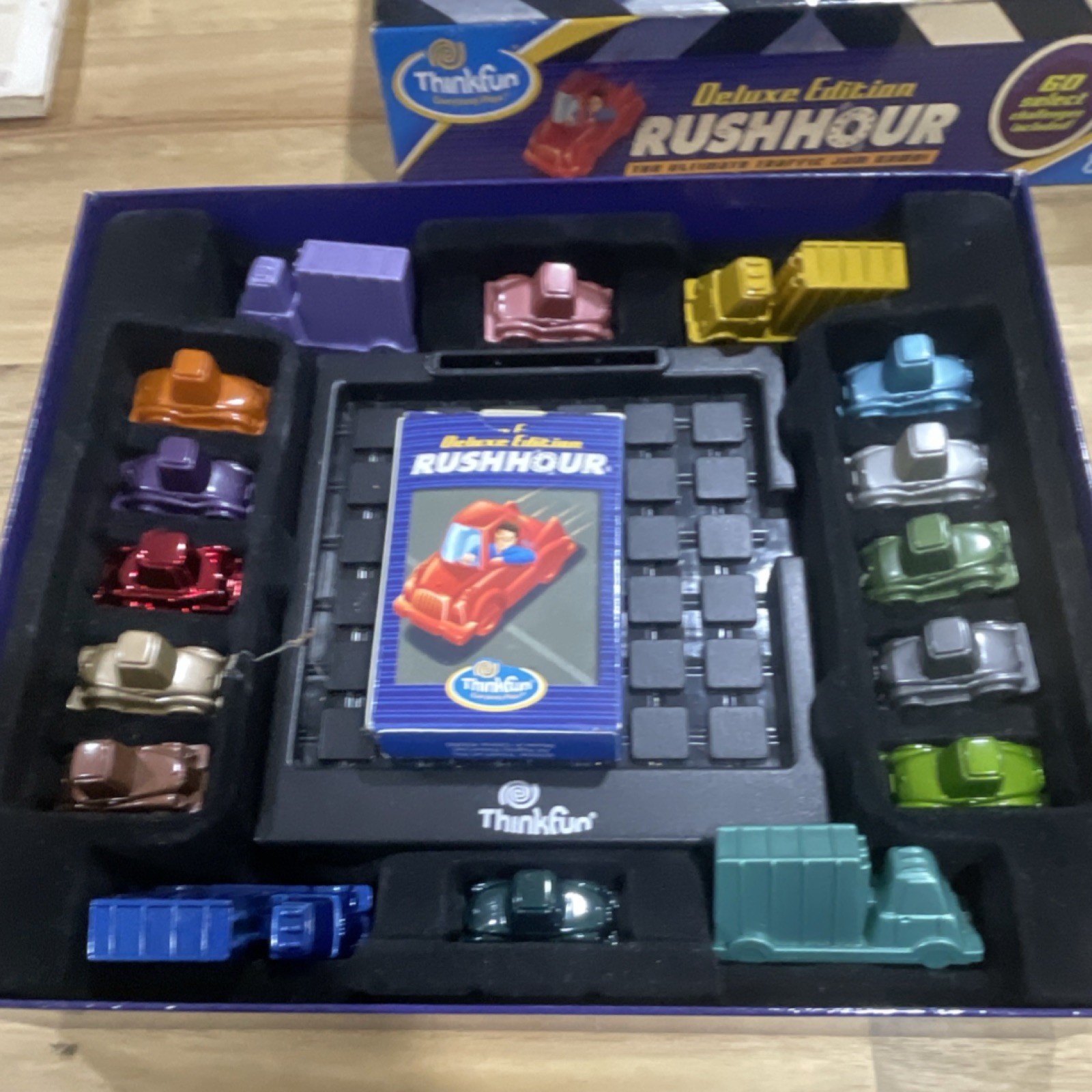 ThinkFun Rush Hour Deluxe Edition Sliding-Block Game Cars 60 Challenges