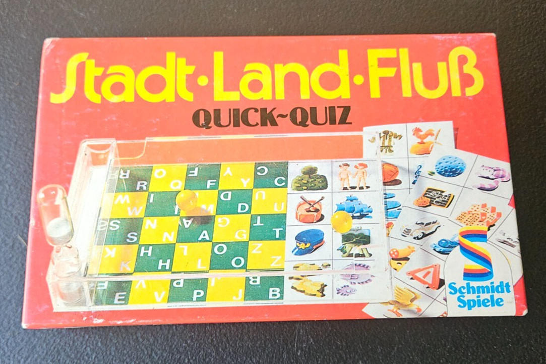 STADT/ LAND/ FLUB QUICK QUIZ GAME. SCHMIDT SPIELE MADE IN W. GERMANY