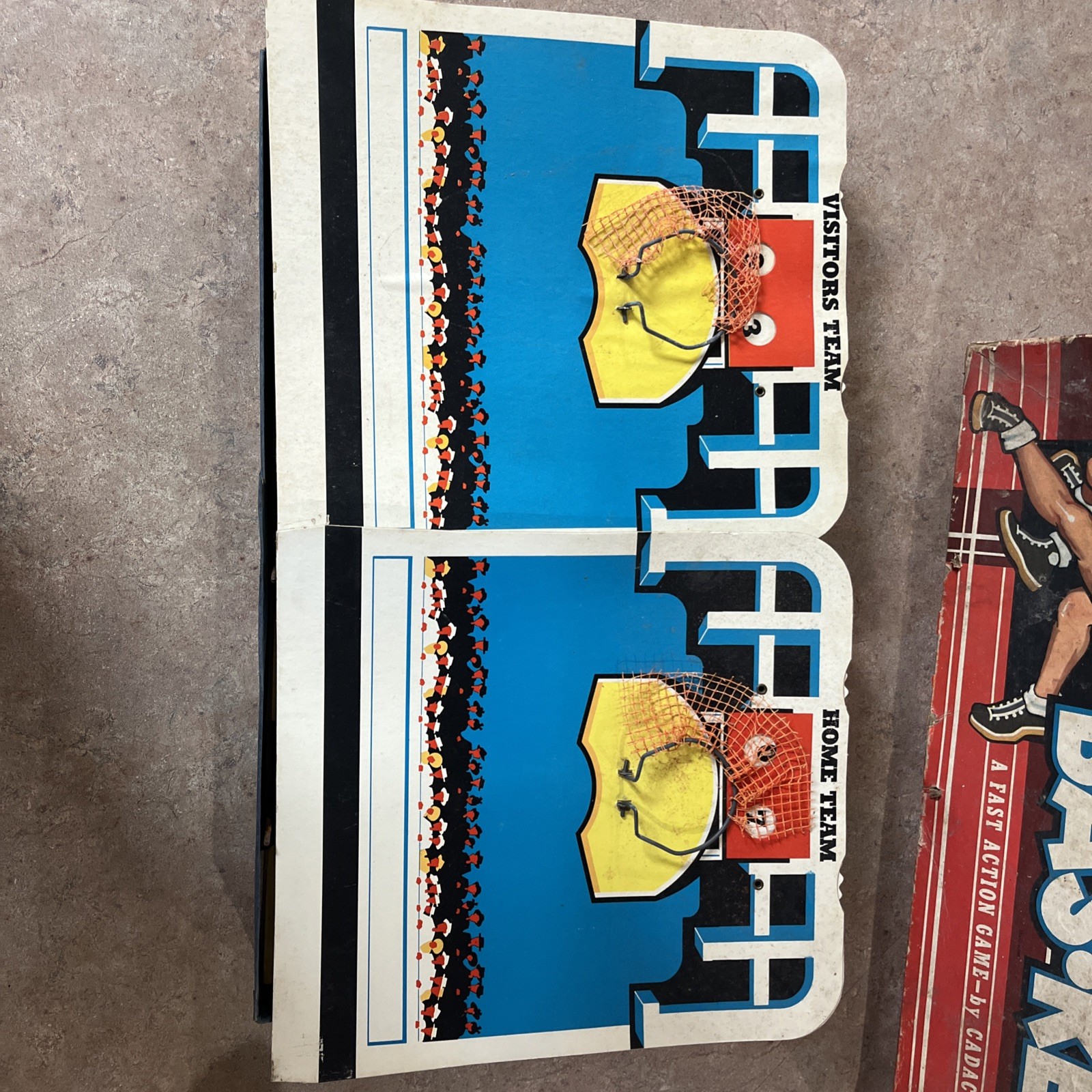 Vintage Cadaco Ellis Basketball Bas-ket 1960 Basket Action Board Game