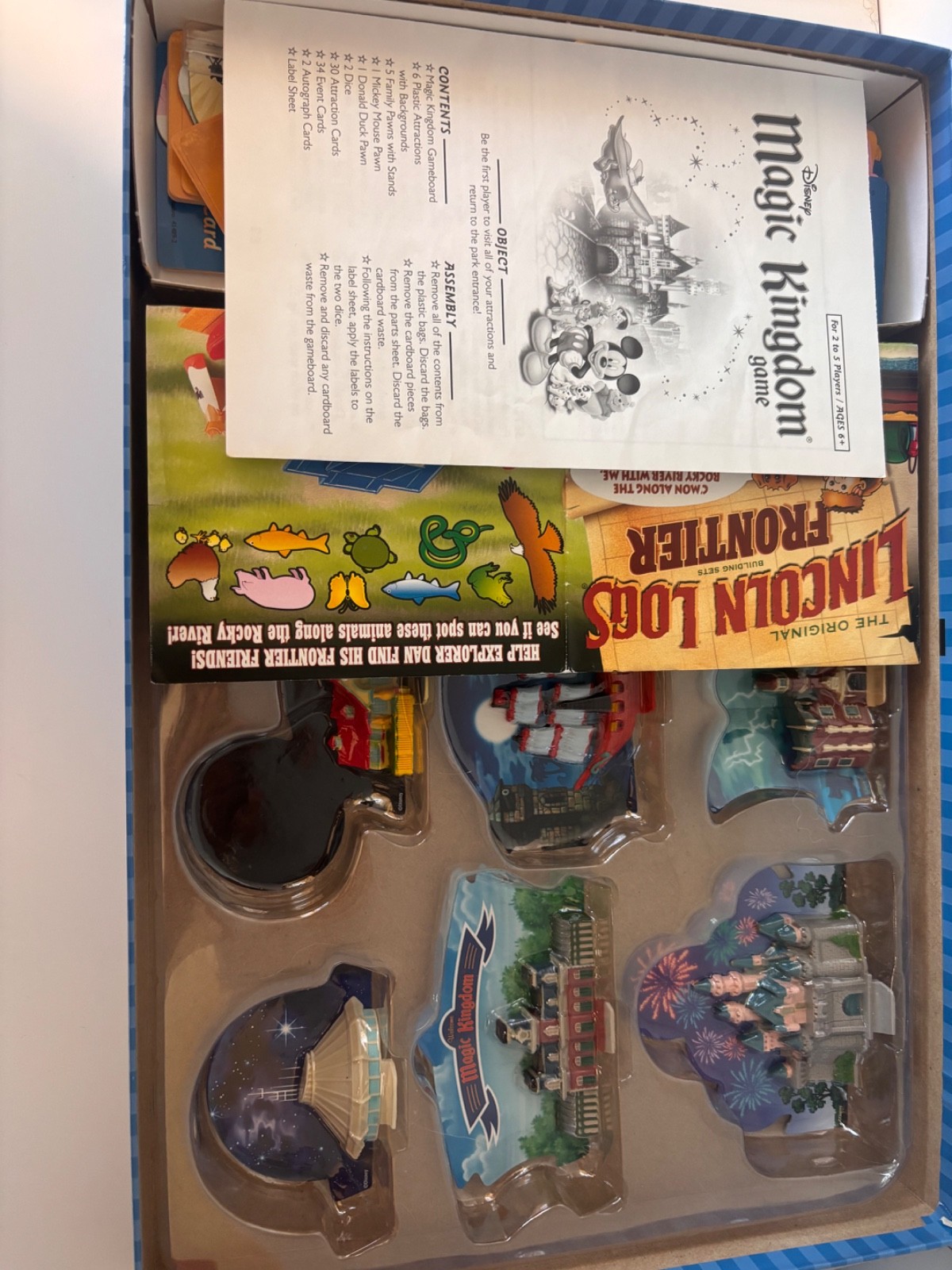 Disney Magic Kingdom NEW 3D Land Board Game Parker Brothers 2004 Complete