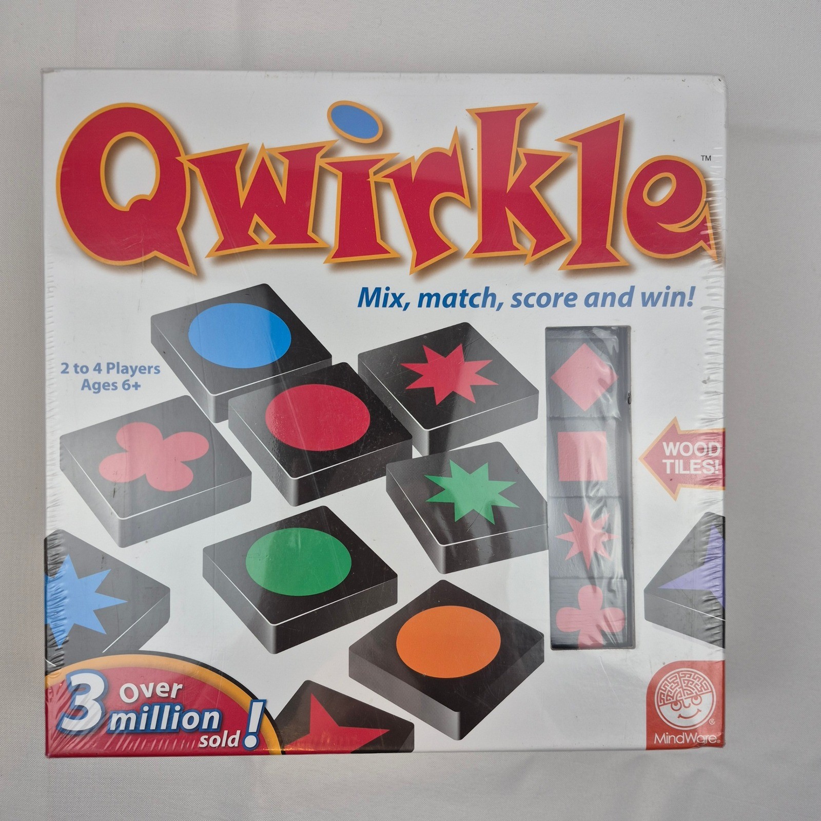Qwirkle Board Game MindWare NEW Sealed Family Strategy Shapes Colors Puzzle 6+