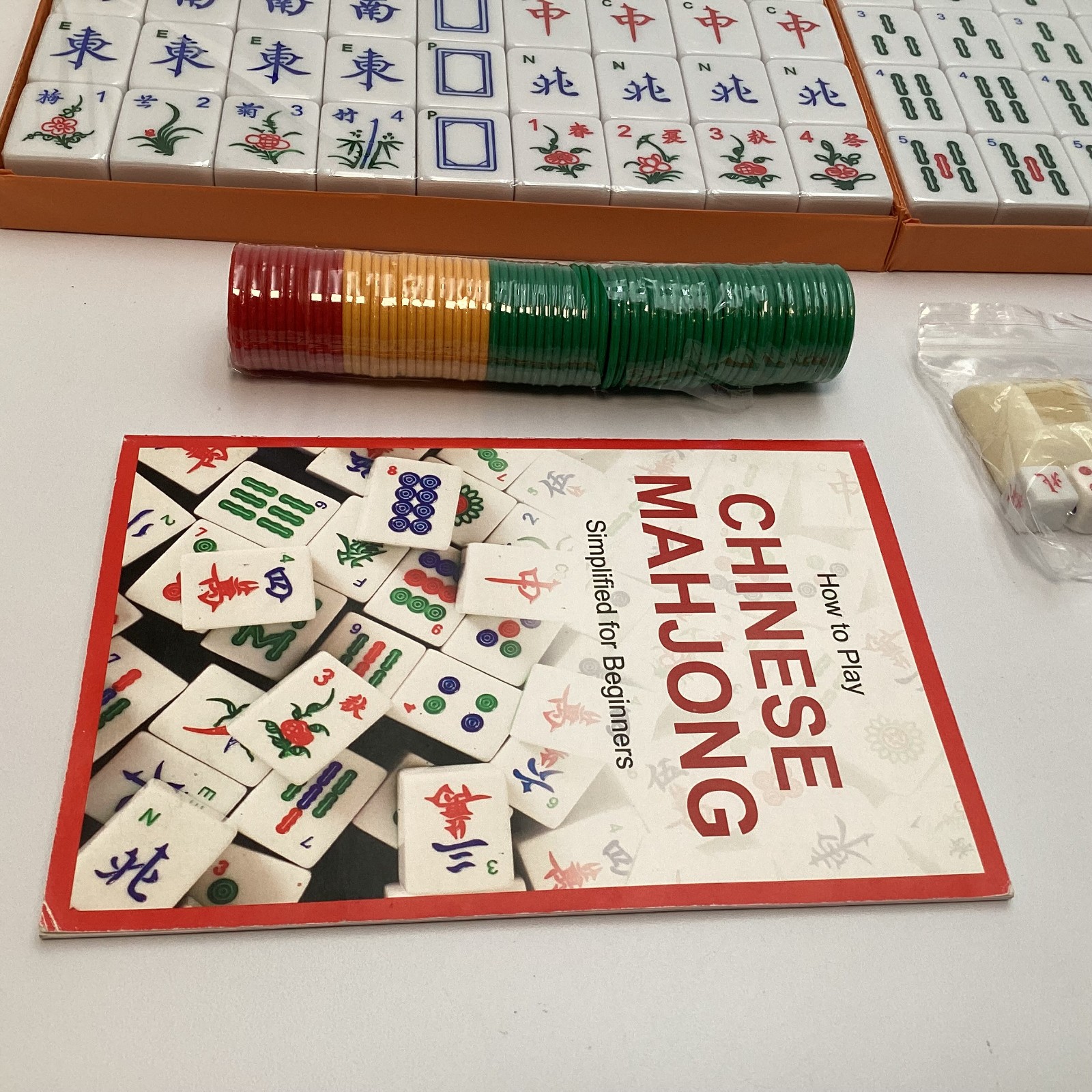 Chinese Mahjong Set 144 Tiles with Case Chips Dice Instructions – Nice / NEW