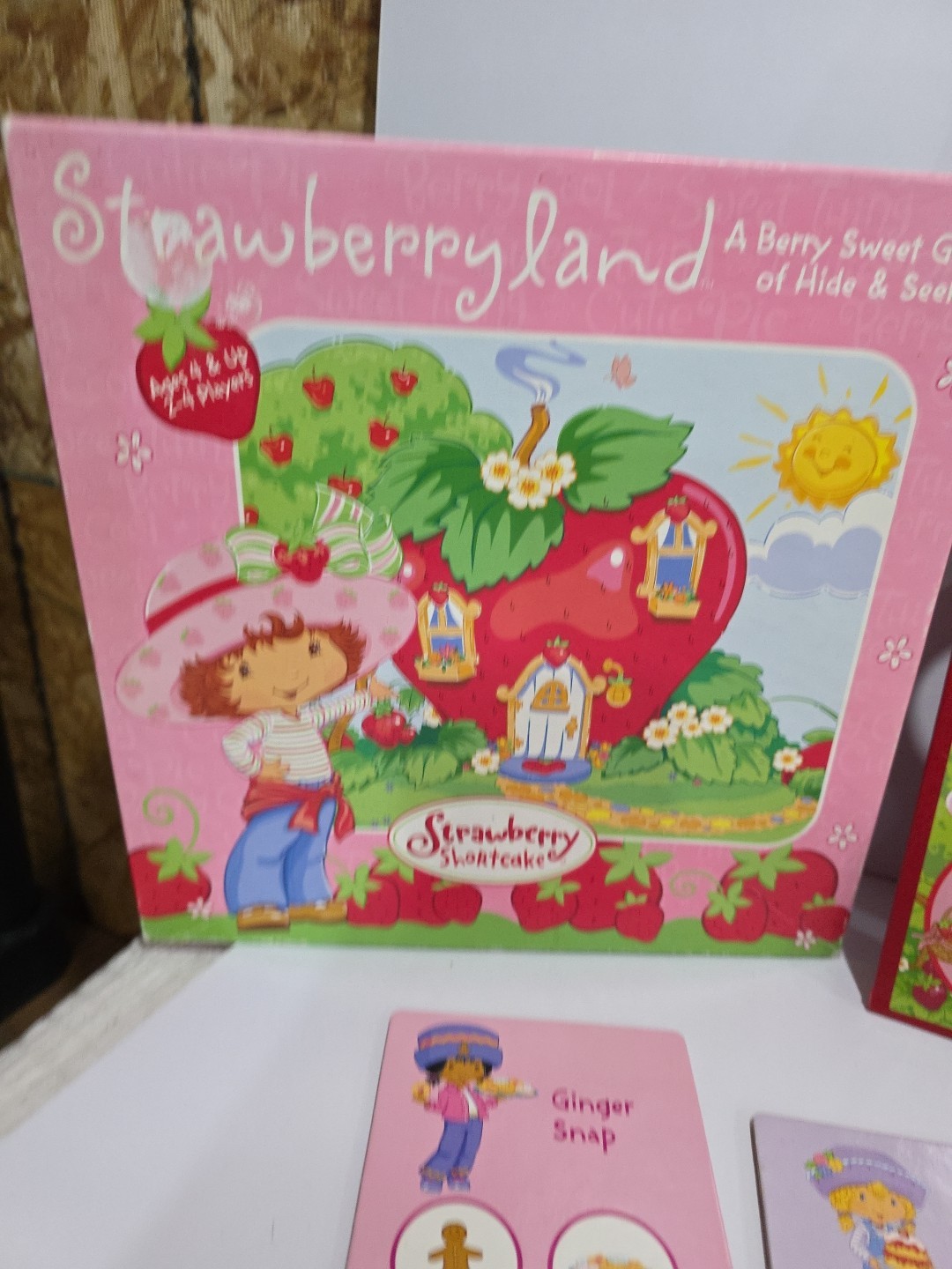 Strawberry Shortcake Strawberryland A Berry Sweet Game Roseart 2003 Vtg
