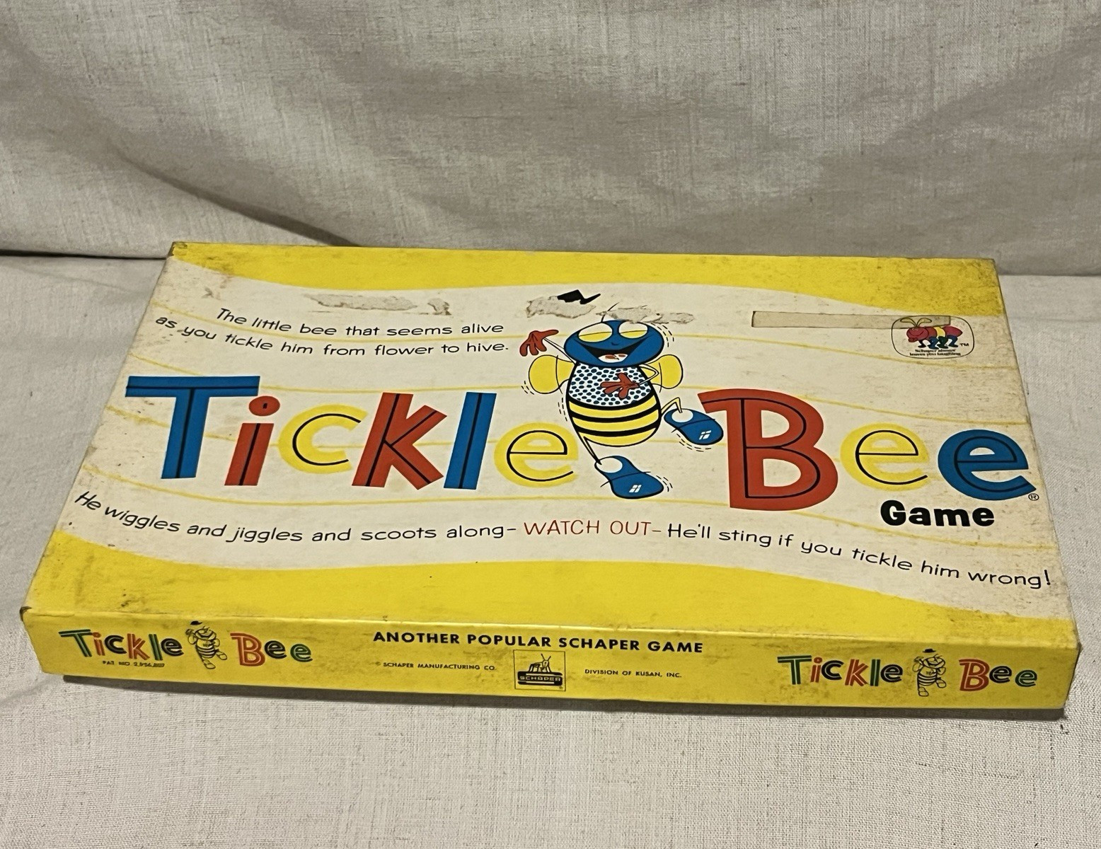 Schaper Tickle Bee Vintage Animals Board Game, Ages 4-7, 1+ Player