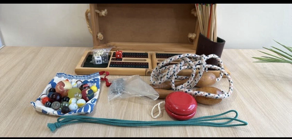 House of Marbles Picnic & Playground Games Compendium Used In Wooden Box J