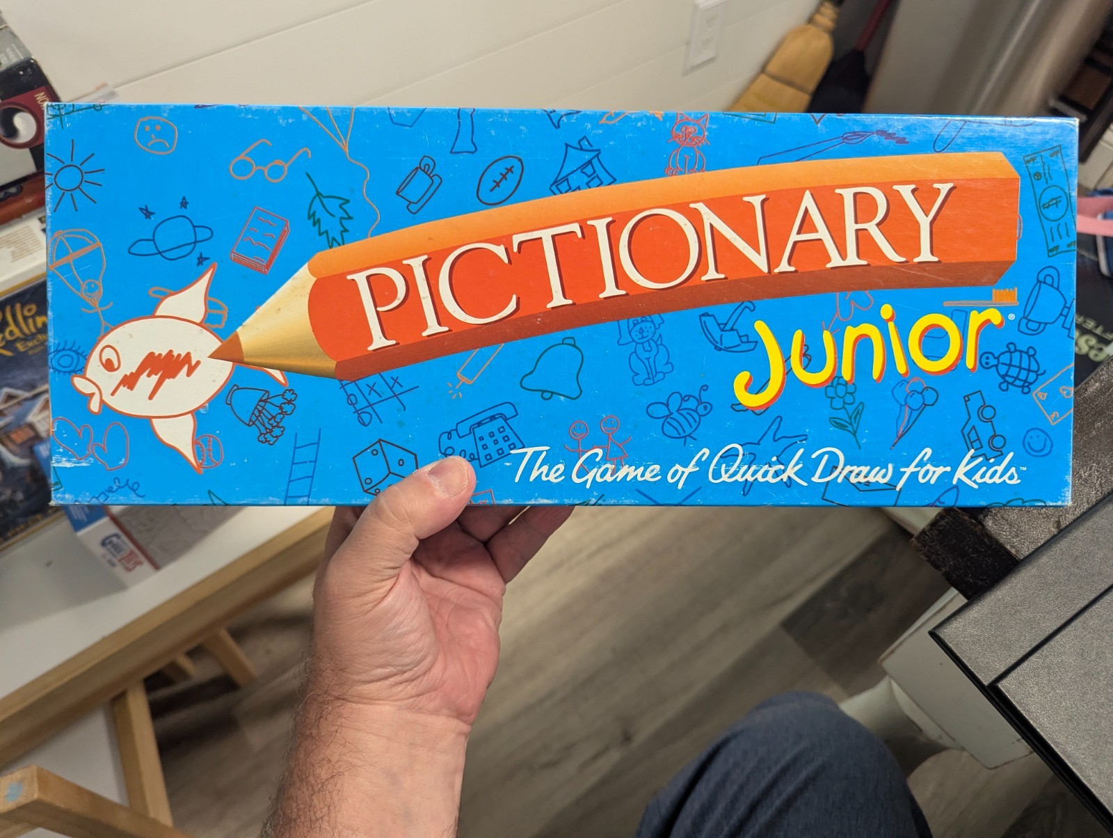 PICTIONARY JUNIOR Board Game 100% READY to PLAY 1993 VINTAGE AWARD WINNER