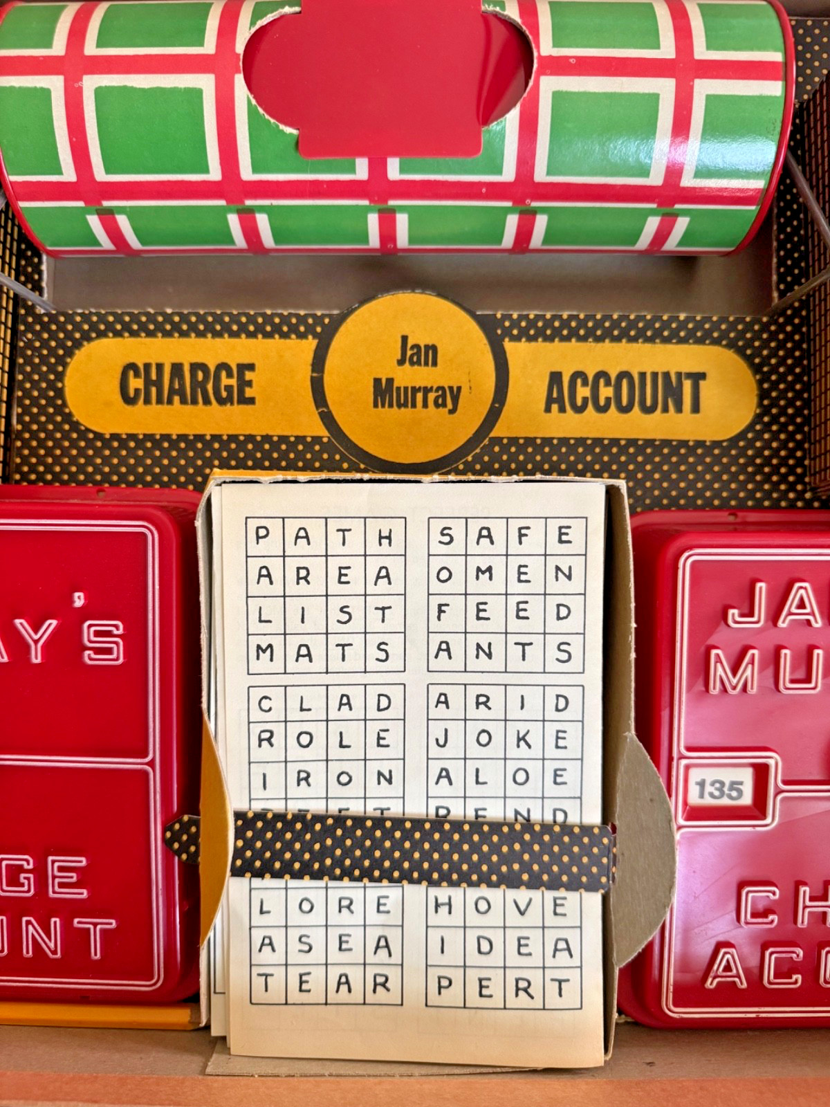 Jan Murray’s Charge Account TV Word Game by Lowell-1961-COMPLETE!