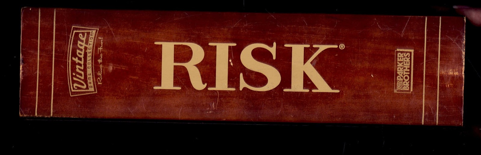 RISK the game of Global DOMINATION – 2005 VINTAGE book Shelf box check scans