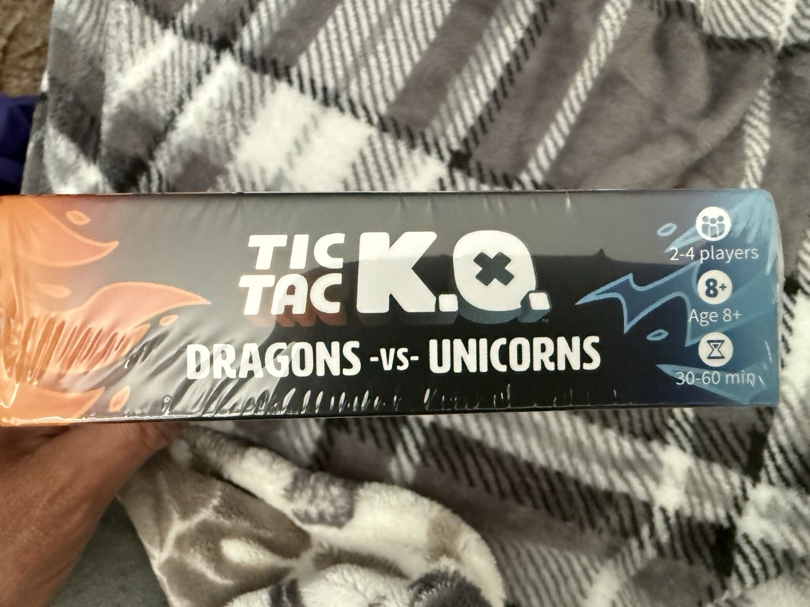 Tic Tac K.O. – Dragons vs Unicorns Board Game – Complete New 2021 Tee Turtle