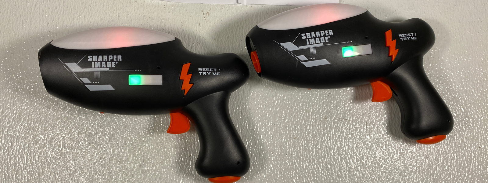Sharper Image Space Blaster Shooting Game 206000-01- LR3058 Guns & Manual Only
