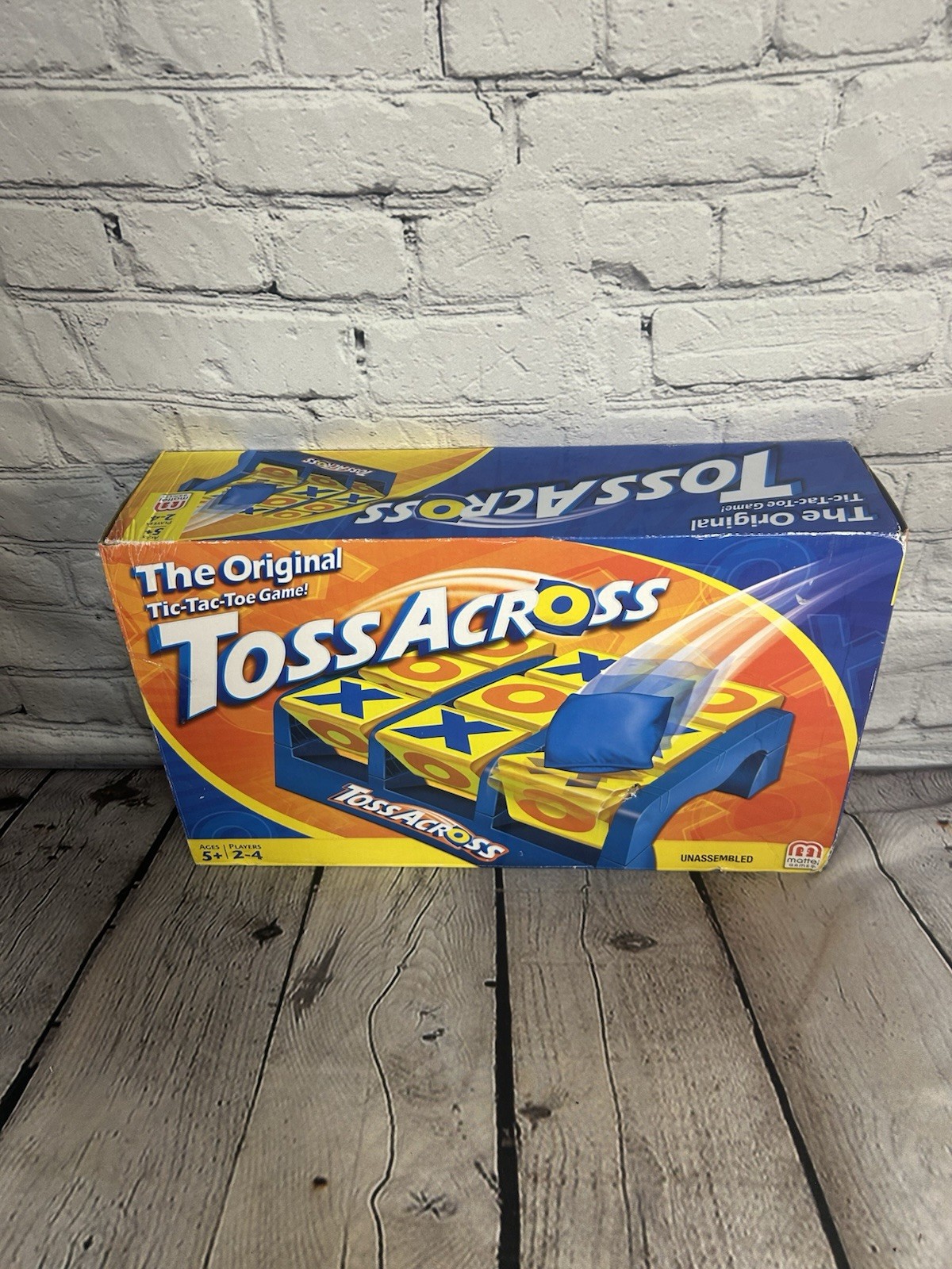Mattel Games – Toss Across Game: The Original Tic-Tac-Toe Game