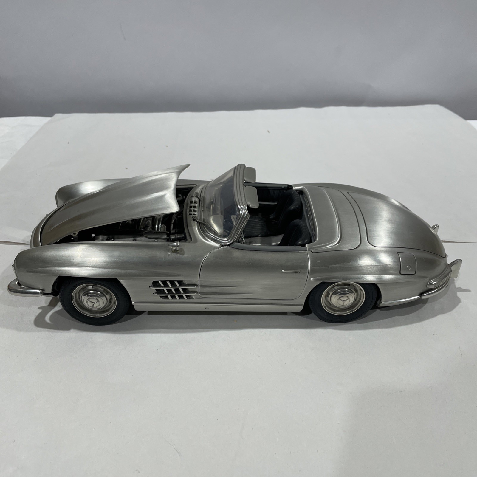 DEFECTIVE MercedesBenz 300SL Car Custom Built SOLID PEWTER METAL 112 See G3D
