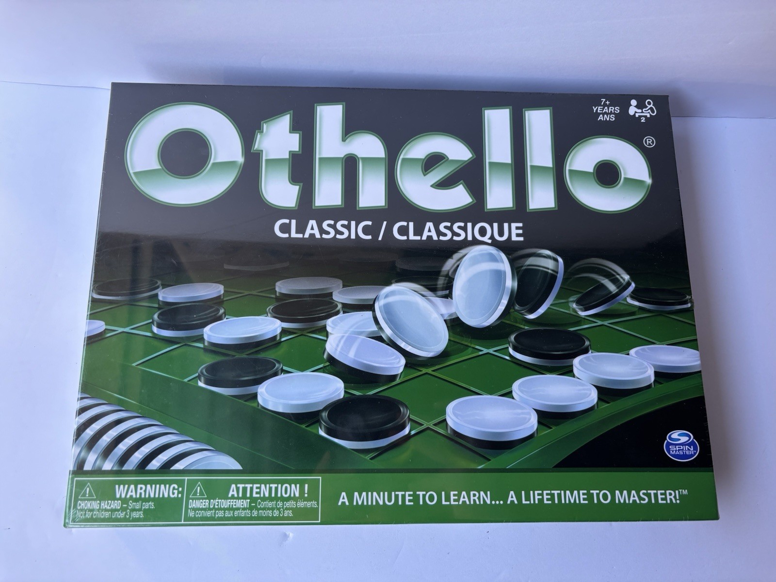 Othello Classic Family Strategy Board Game 2 Player Reversi Brain Teaser SEALED