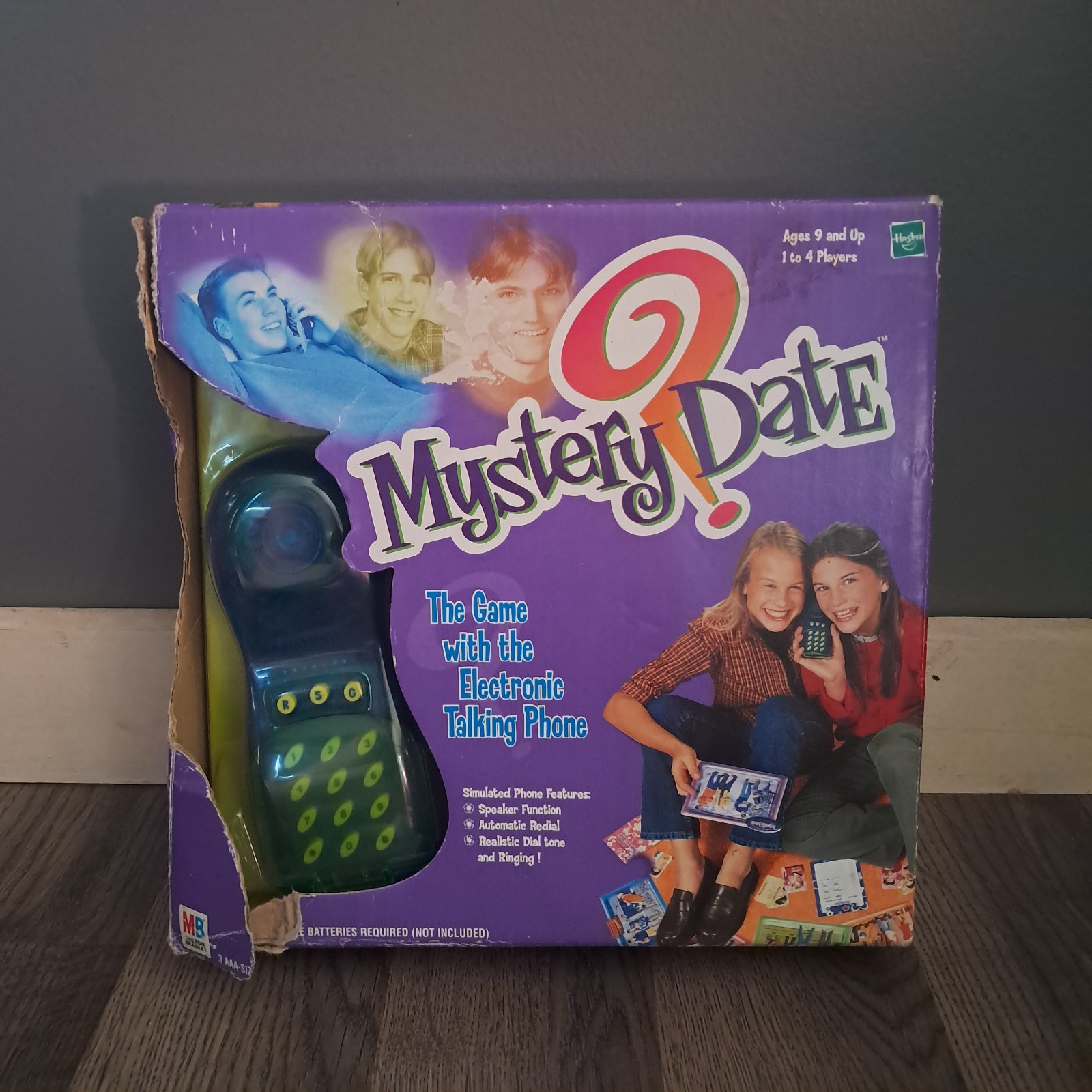 Milton Bradley Mystery Date Board Game Electronic Talking Phone 2000