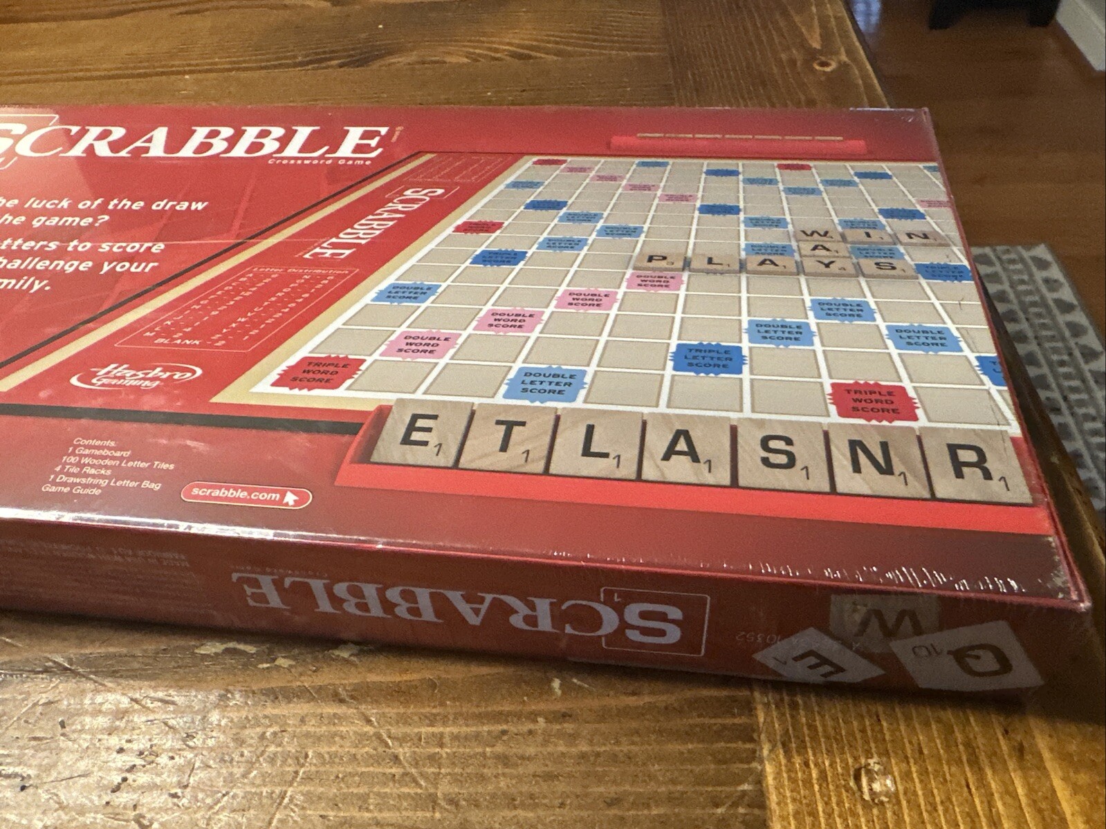 Scrabble Board Game – Crossword NEW Factory SEALED – 2013 Hasbro COMPLETE