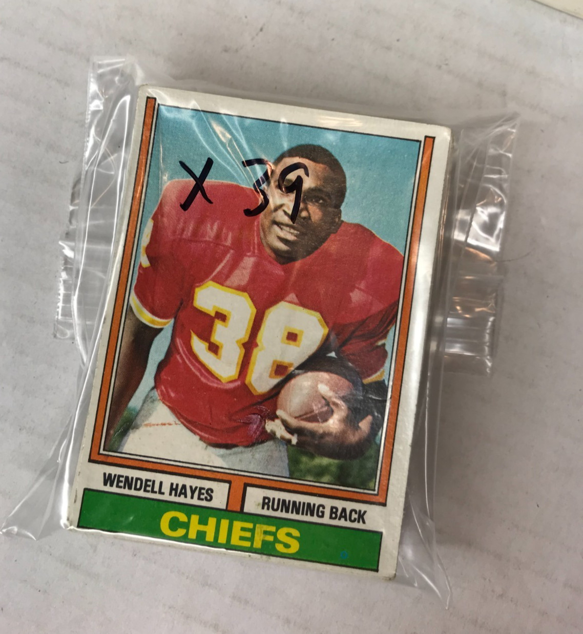 Vintage Pro Draft Game Parker Brothers 1974 & 39/50 Topps FOOTBALL Cards