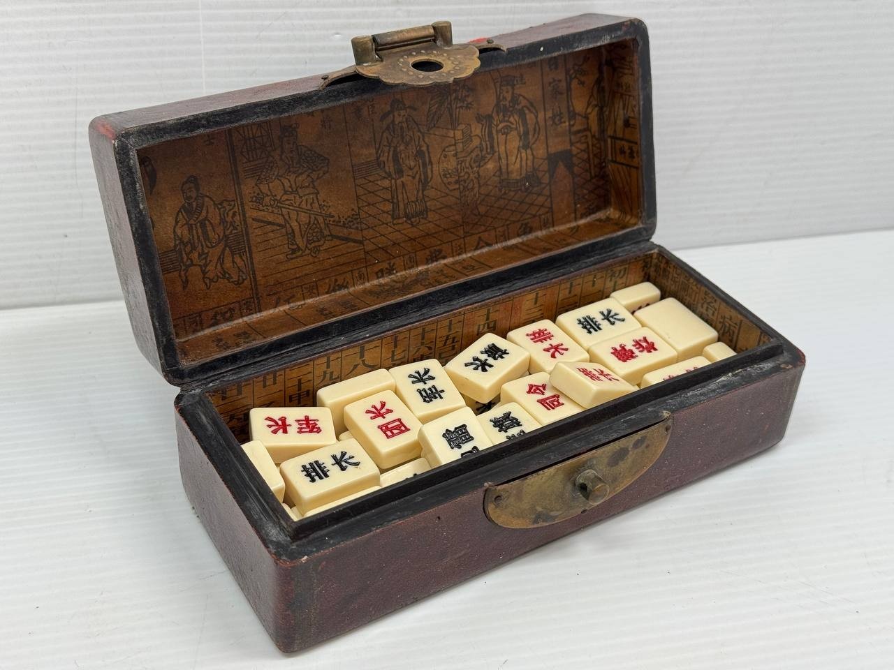 Vintage Chinese Travel Mahjong-Style Game Set in Carved Wooden Pillow Box Rare
