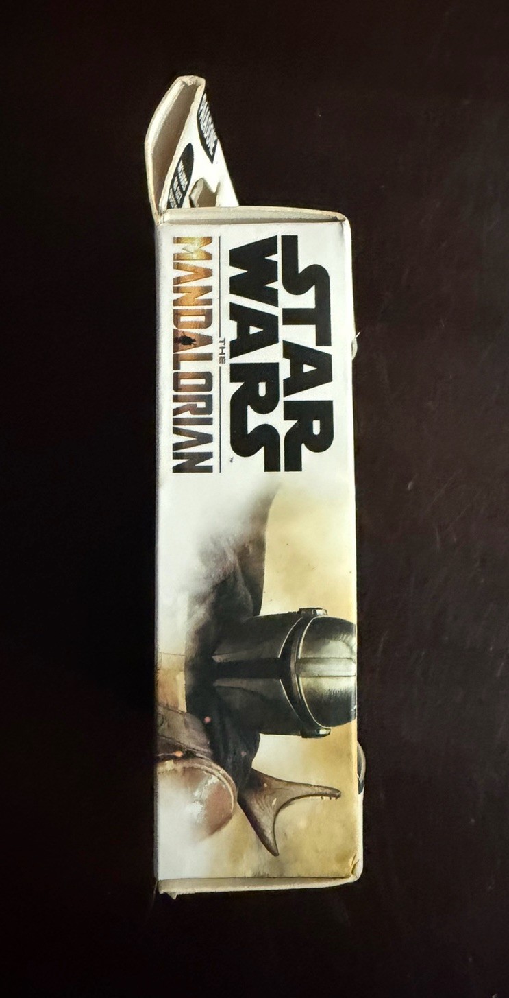 Disney Star Wars The Mandalorian 100 Question Quiz Card Game Baby Yoda Grogu NEW