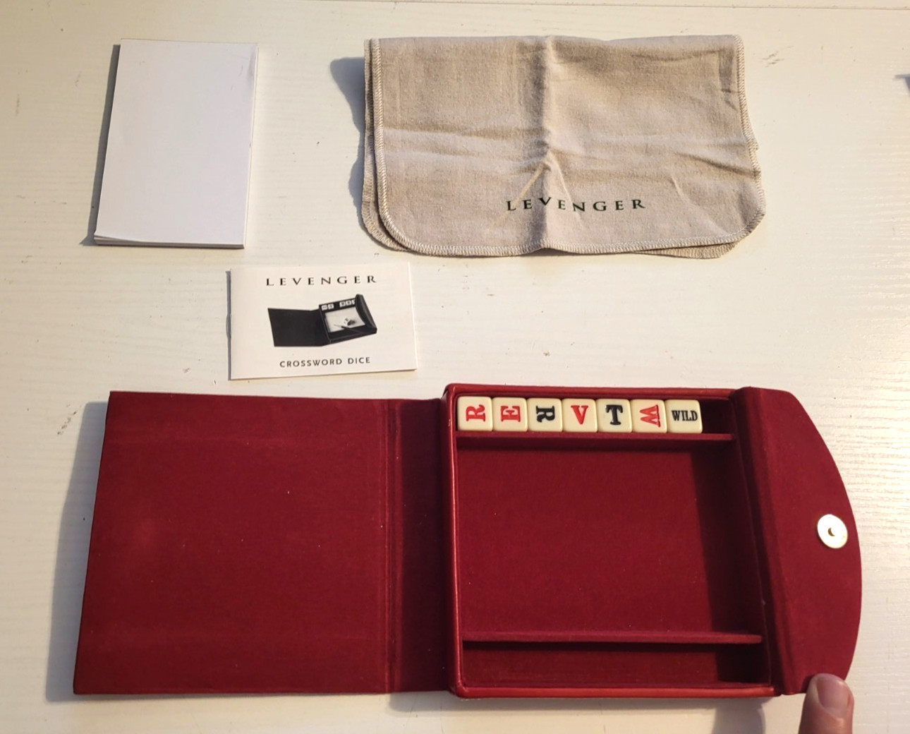 Vintage Levenger Crossword Dice Game Red Leather Case & Left,right ,center game