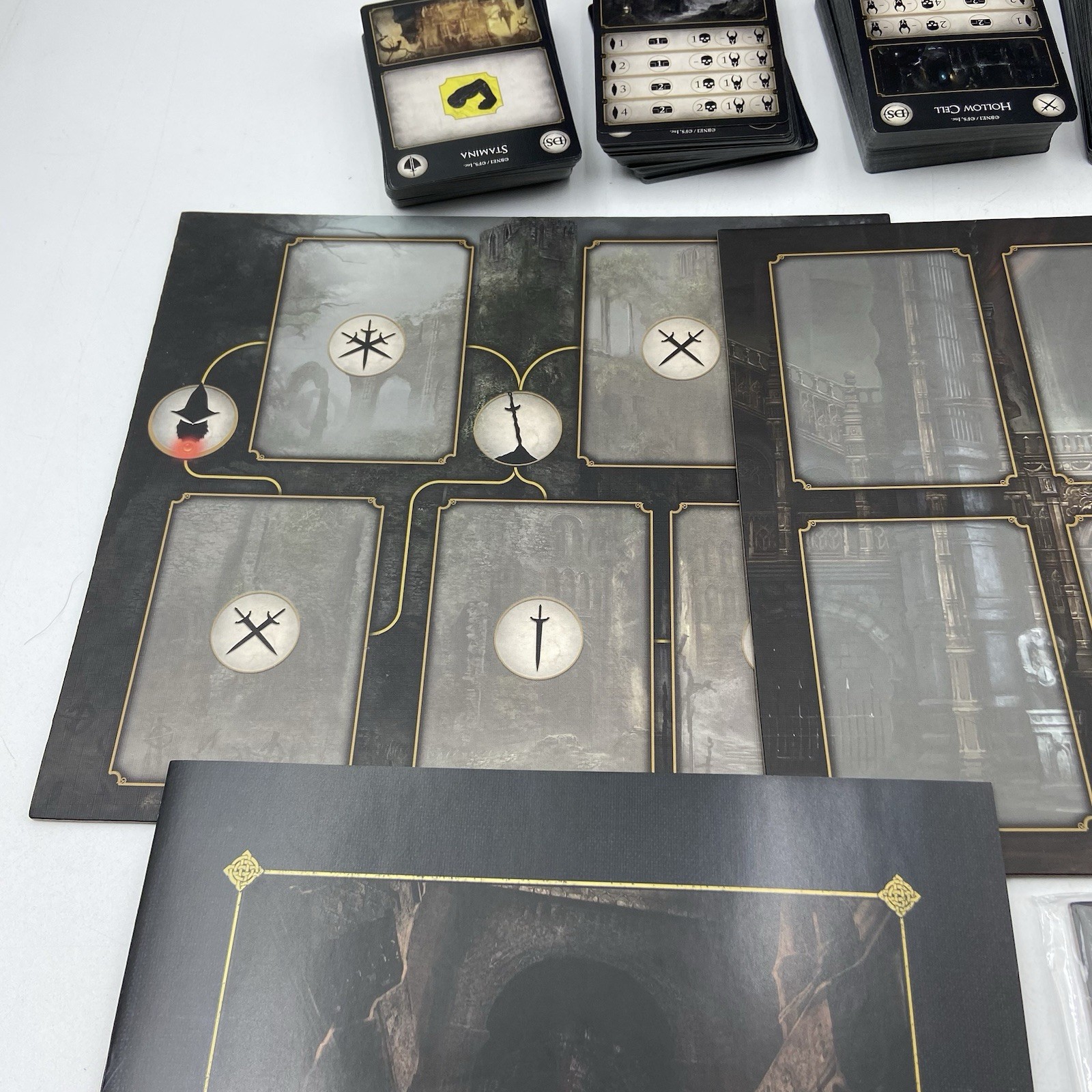 Steamforged Games – Dark Souls The Card Game Never Played, Items Sealed Inside