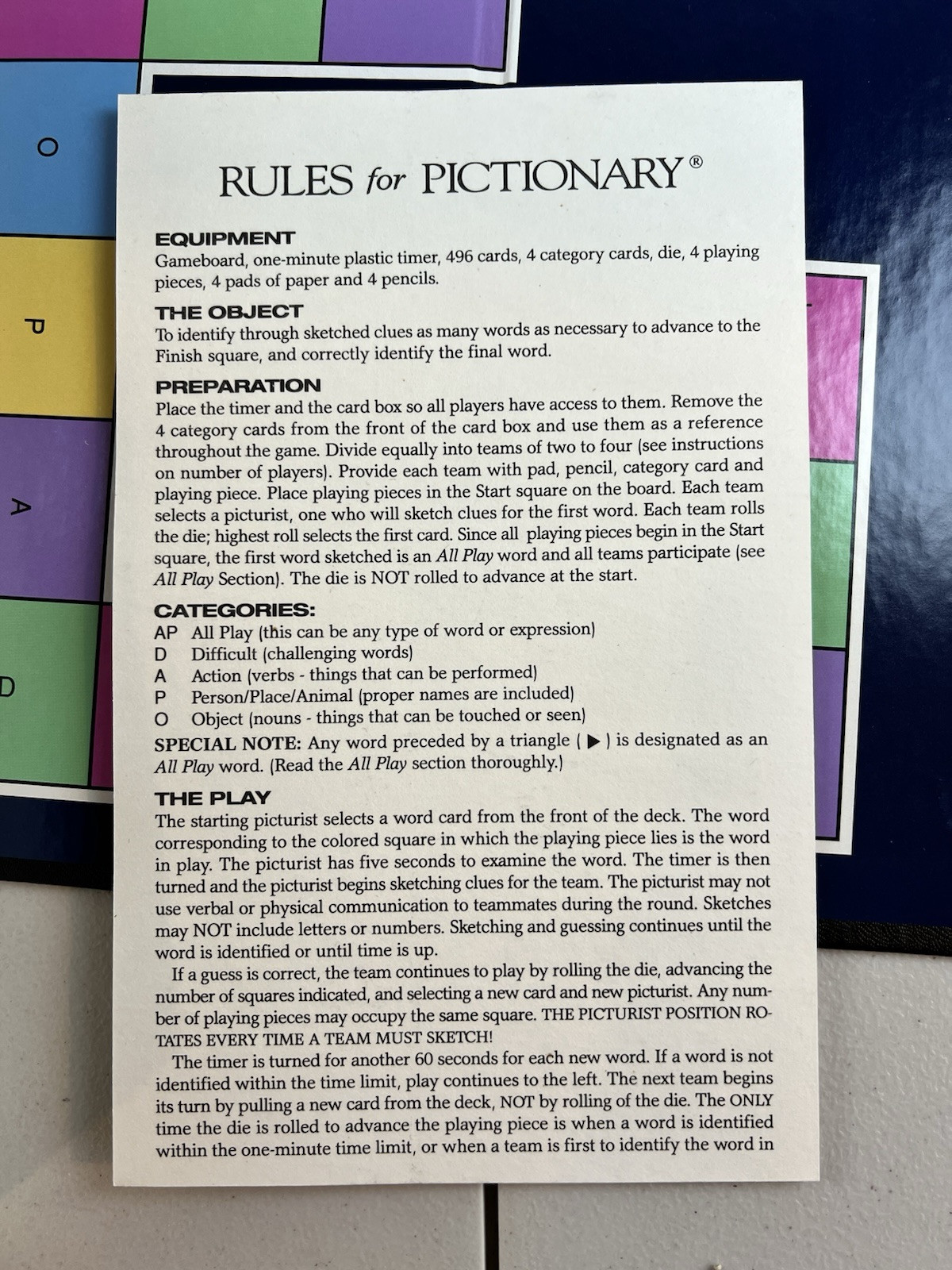 Vintage PICTIONARY 1993 Classic Board Game of Quick Draw Ships Complete